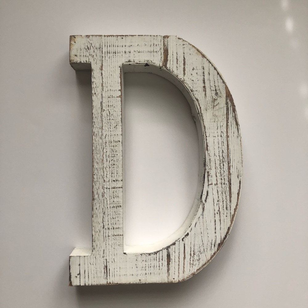 Large Monogram decor